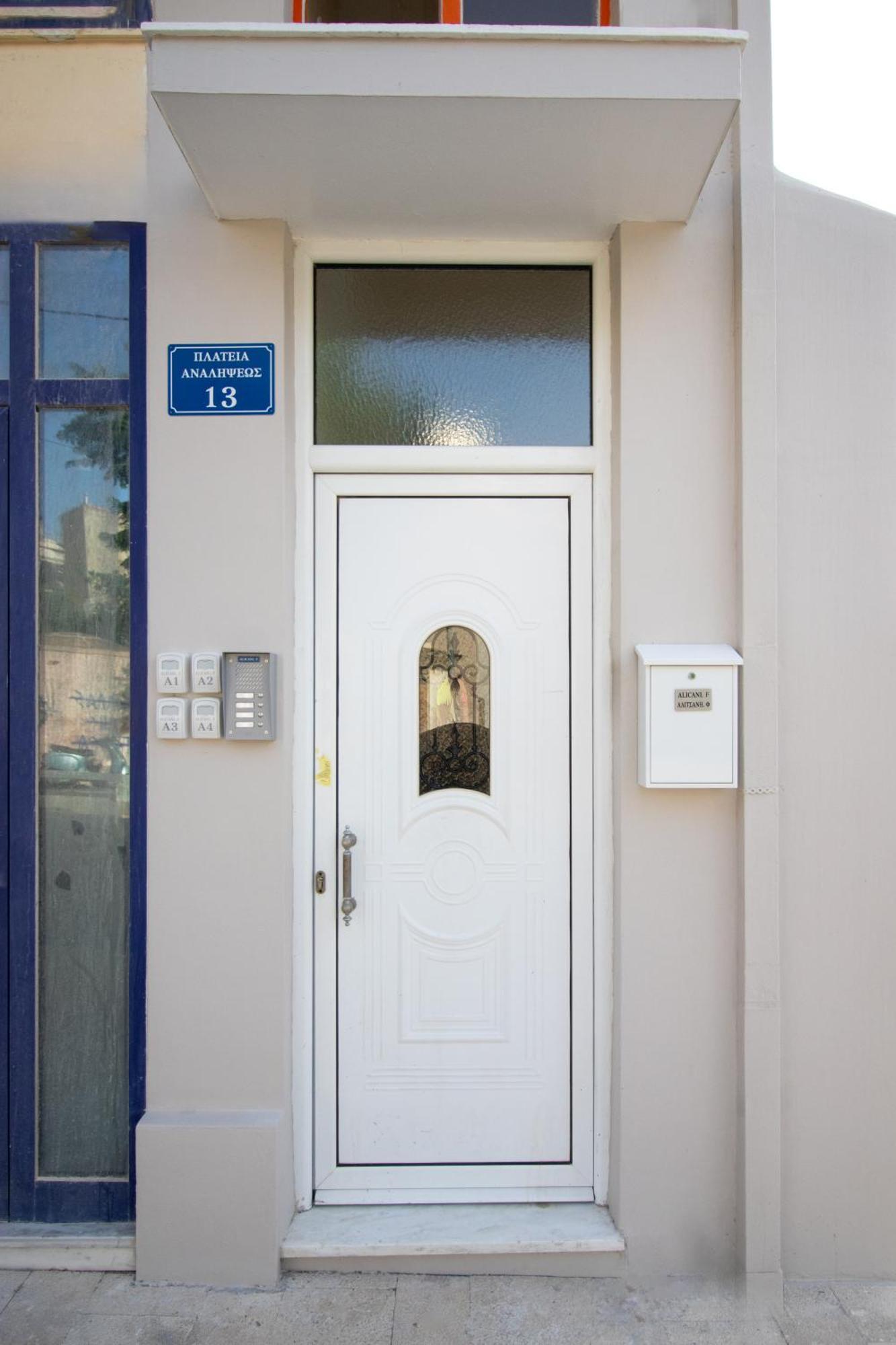 Central Park Urban Studios Heraklion  Exterior photo